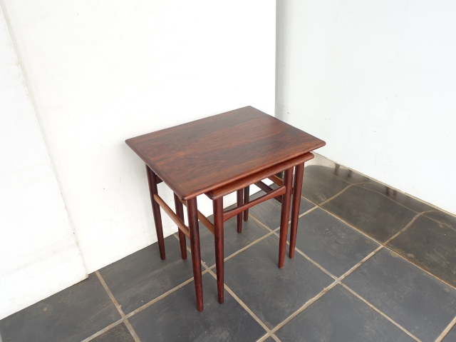 ROSEWOOD NEST OF TABLE 2PLY