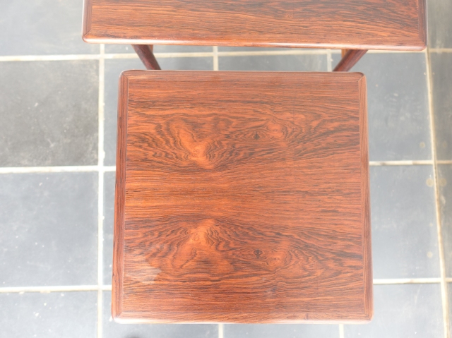 ROSEWOOD NEST OF TABLE 2PLY