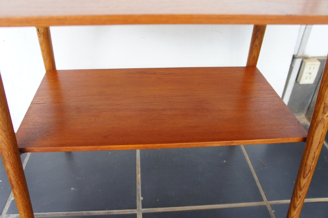 TEAK OAK SMALL TABLE