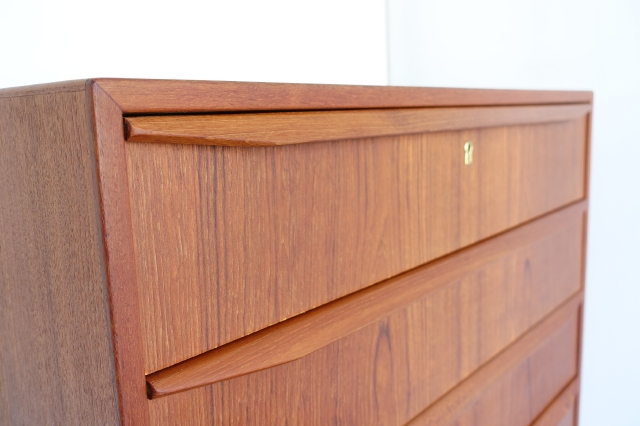 TEAK 6 DRAWERS